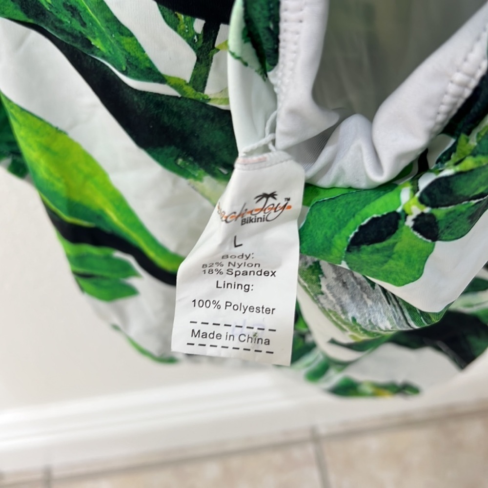 NEW Green Tropical Piece One Piece Swimsuit - Picture 5 of 13
